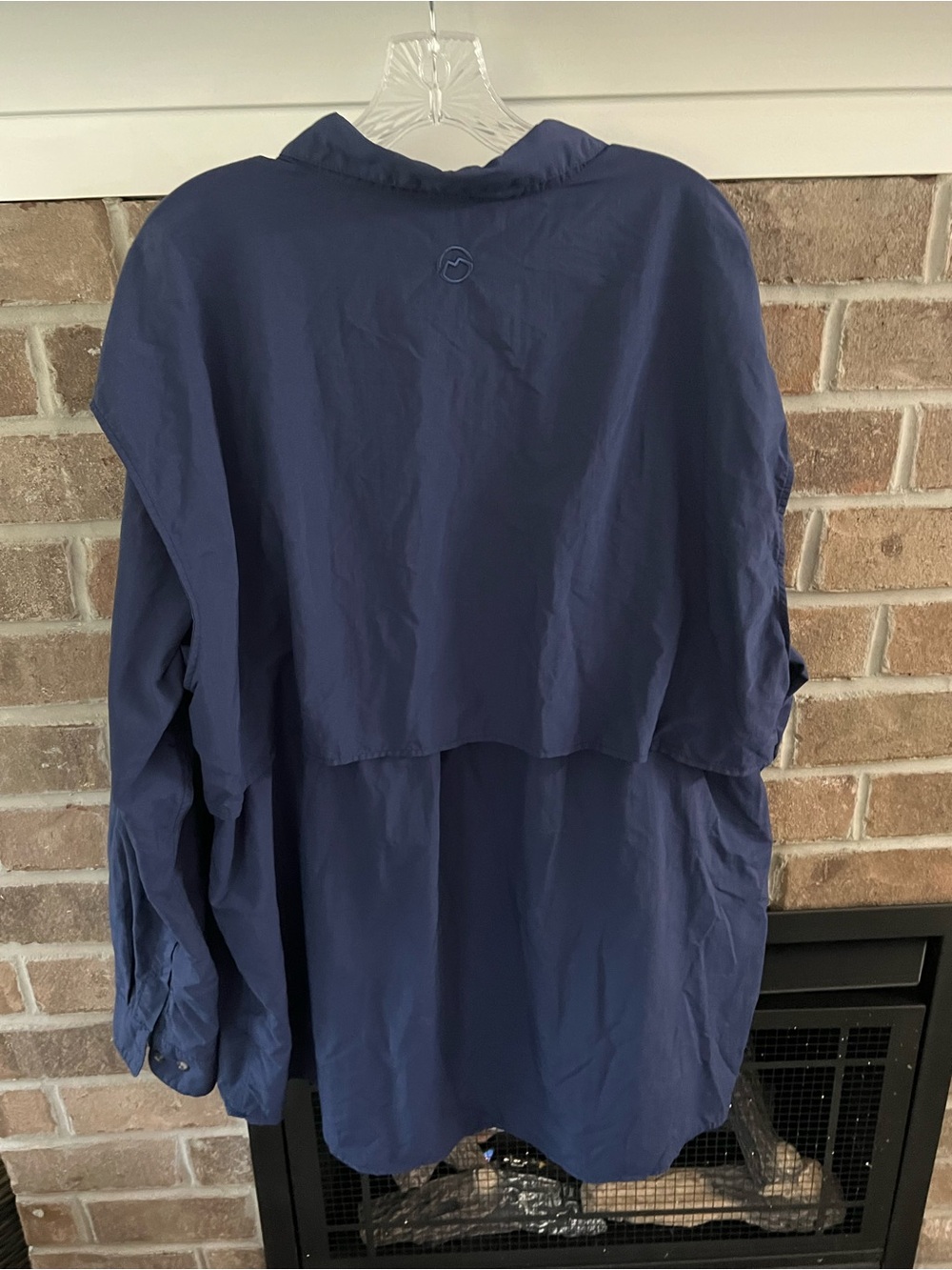 Magellan Outdoors Men's Navy Button-Front Fishing Shirt - Picture 4 of 4